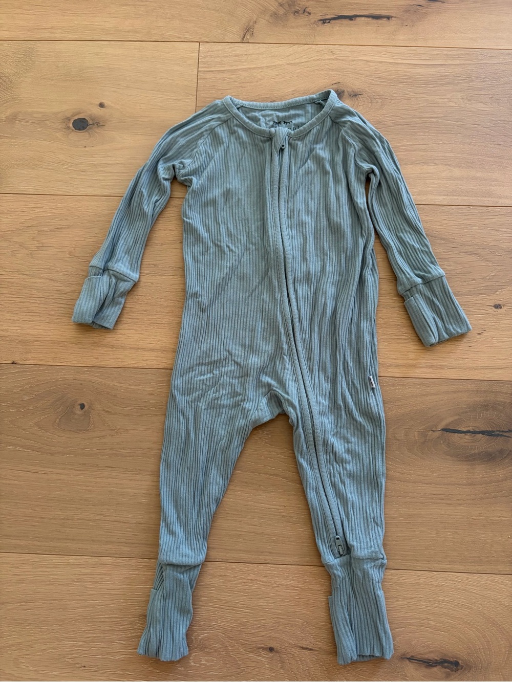 Little sleepies Ribbed zippy  bamboo Pajamas i
